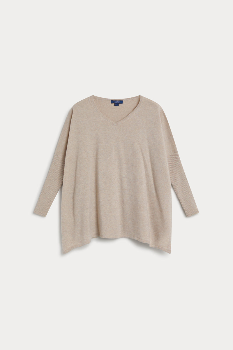 Poncho cuello pico 100% cashmere. AGAIN Cashmere.