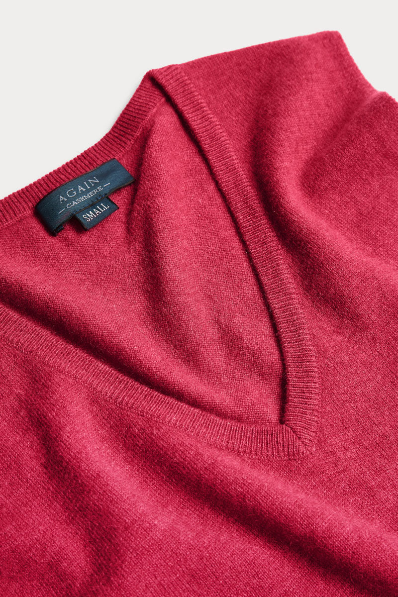 Chaleco Cuello Pico Cashmere fresa. 100% cashmere. AGAIN Cashmere.