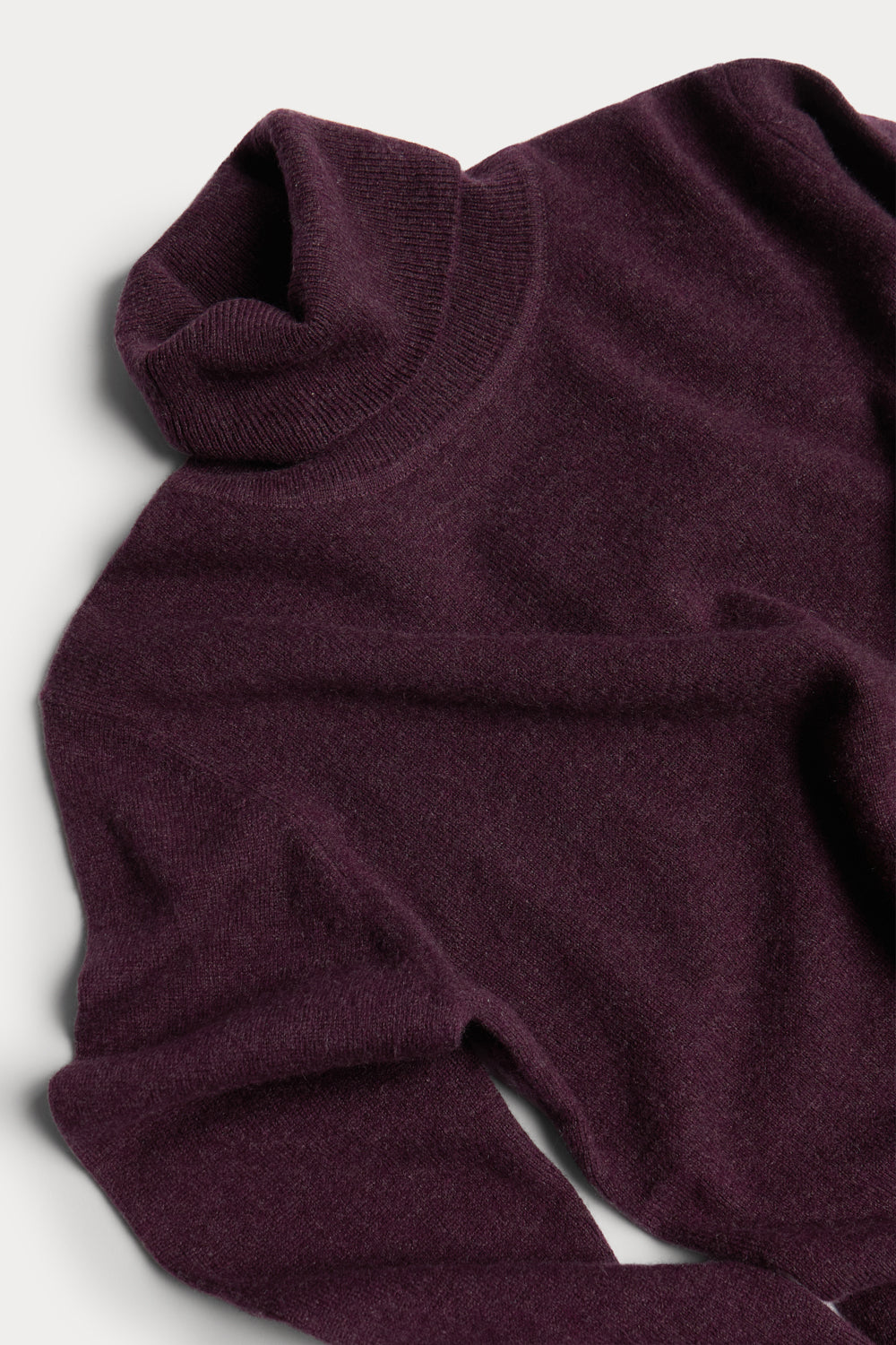 cuello vuelto de mujer again cashmere vino