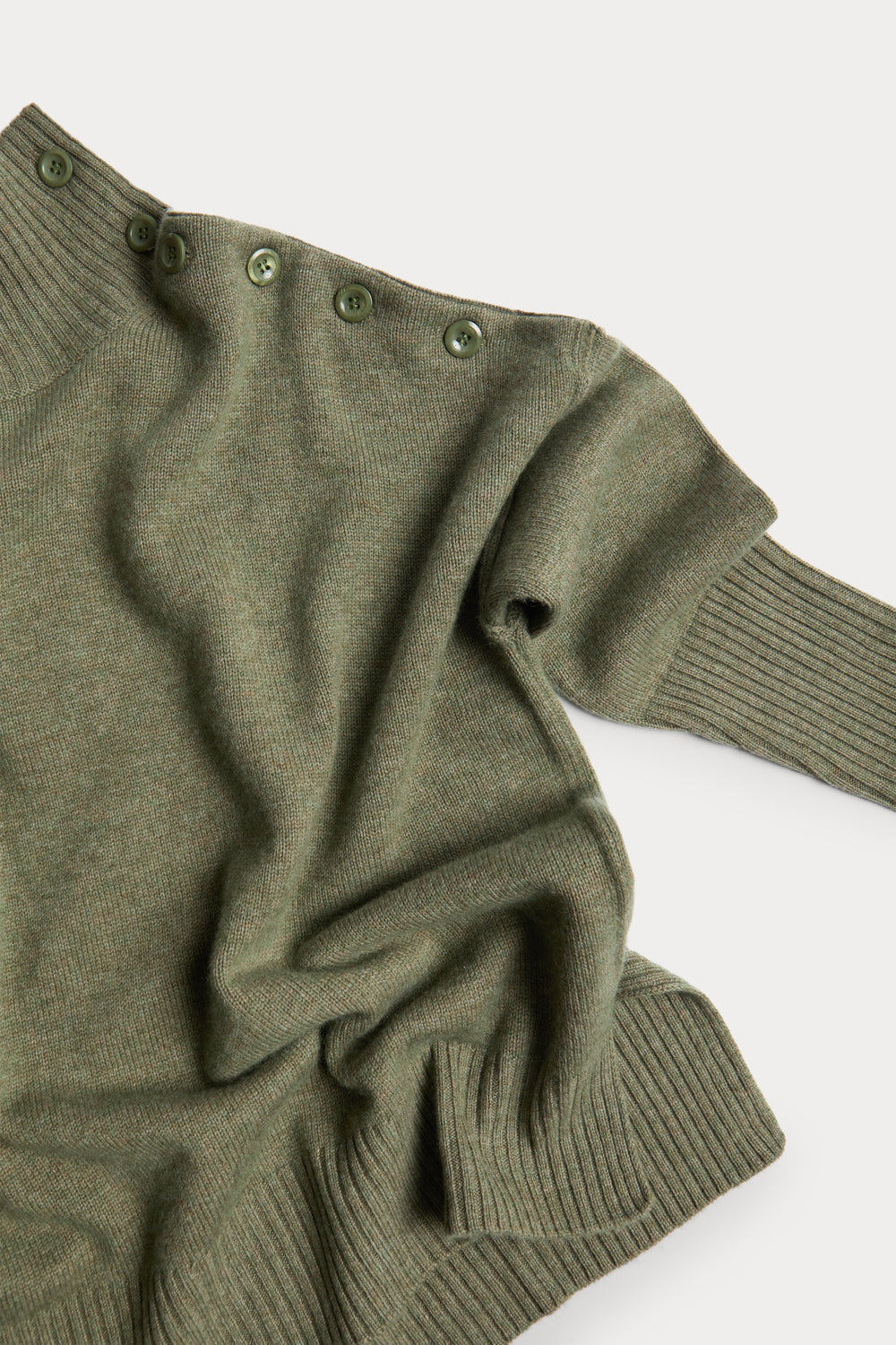Jersey Cuello Alto Botones