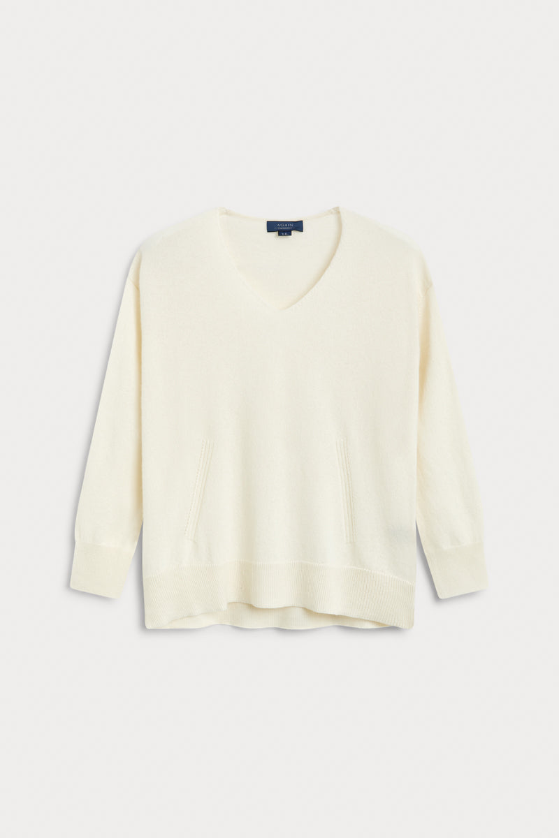 jersey pico oversize cashmere blanco. AGAIN Cashmere, expertos en fibras naturales.