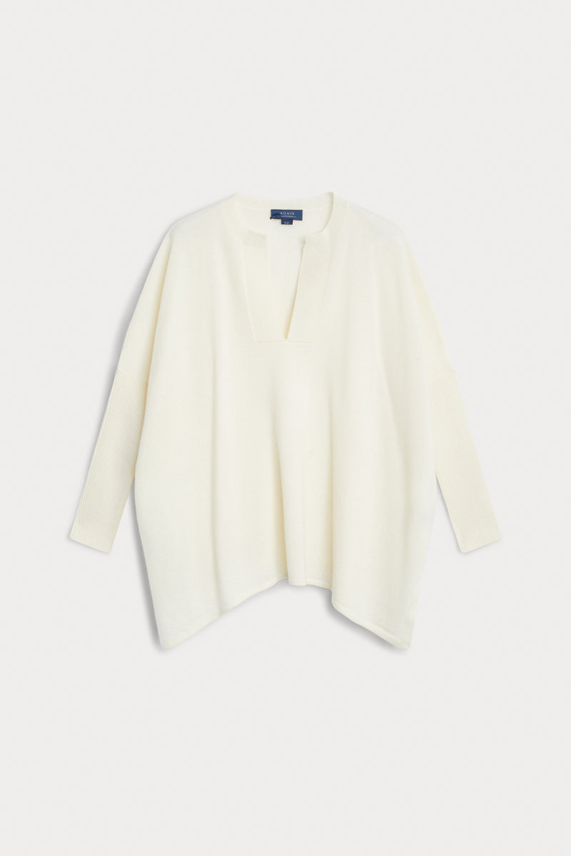 Poncho kurta blanco 100% cashmere. AGAIN Cashmere.