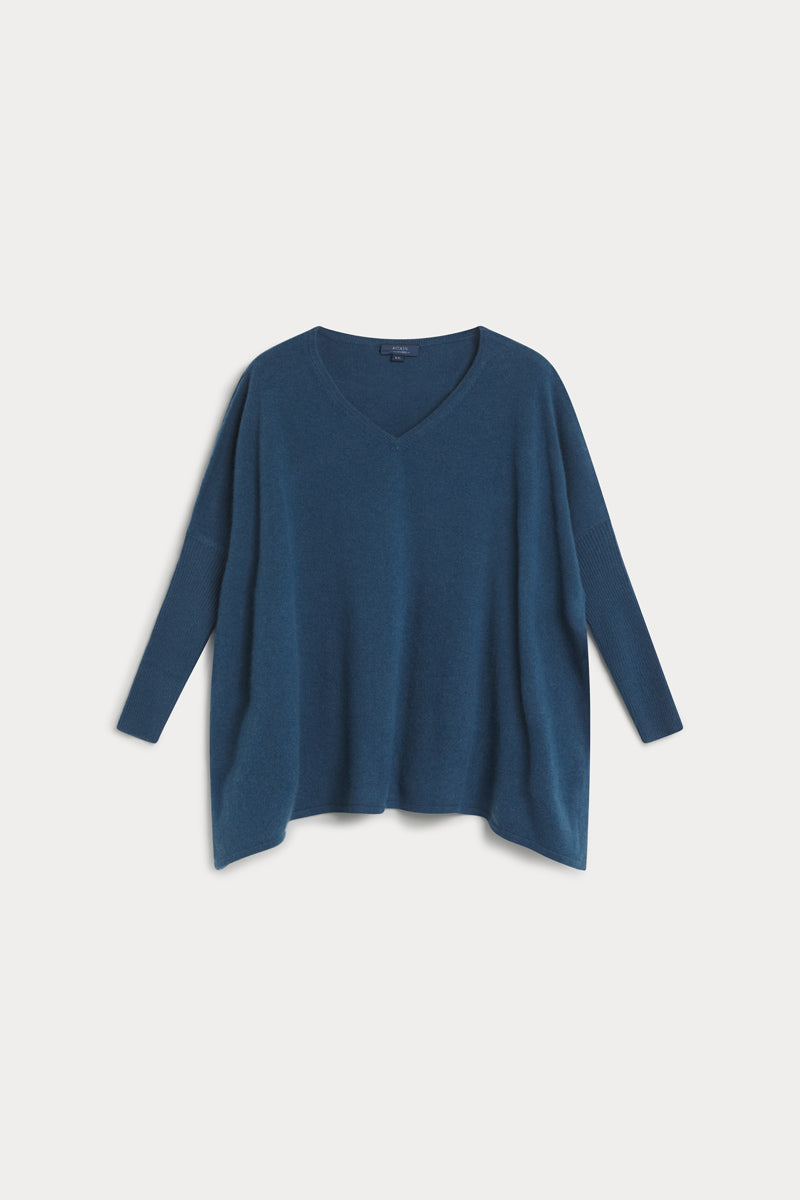 Poncho cuello pico 100% cashmere. AGAIN Cashmere.
